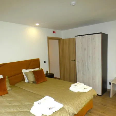 Pinhal Litoral מלון *